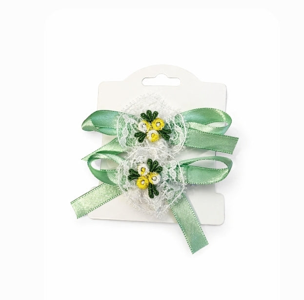 Vintage lace bow clips <3