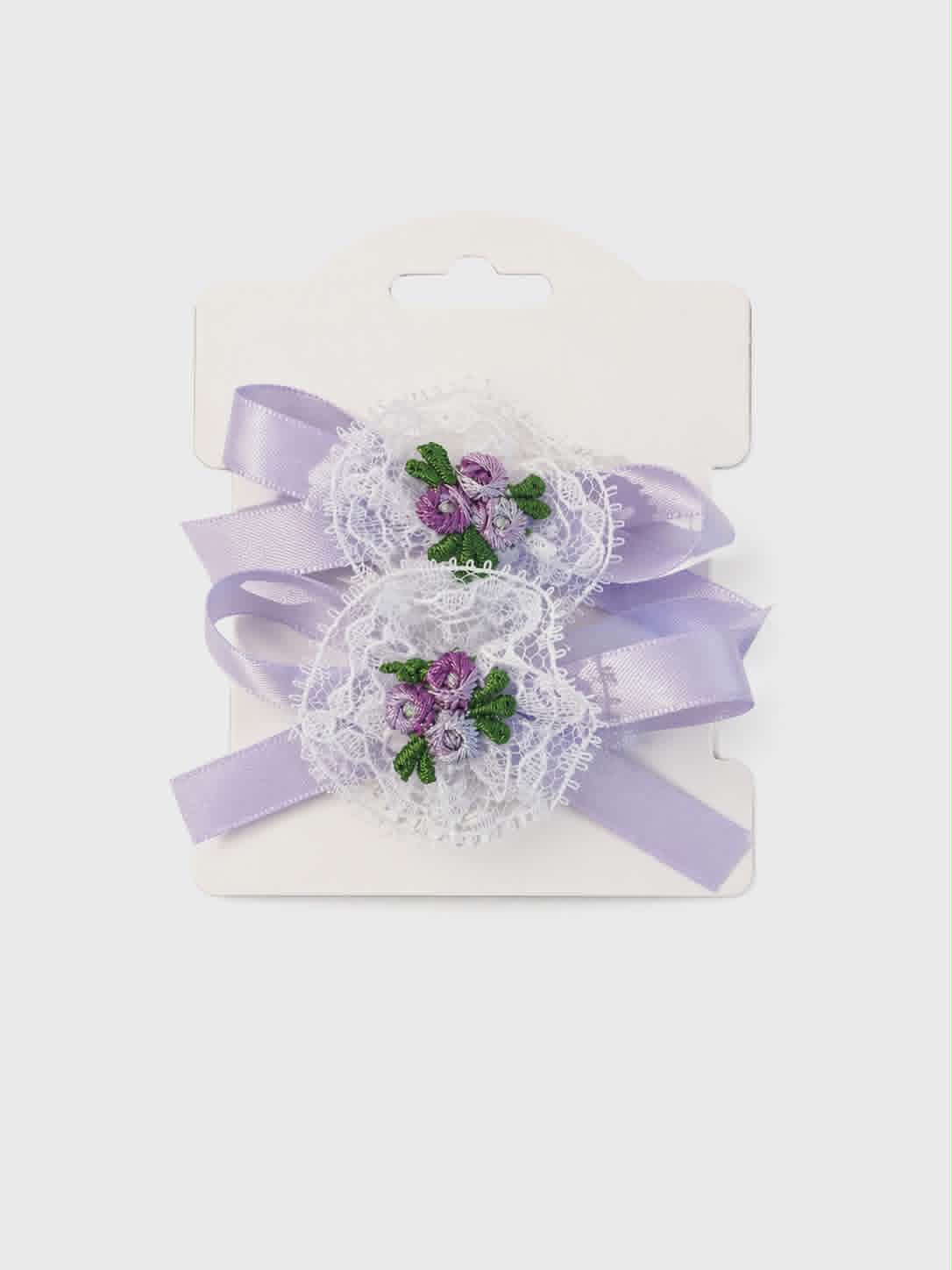 Vintage lace bow clips <3