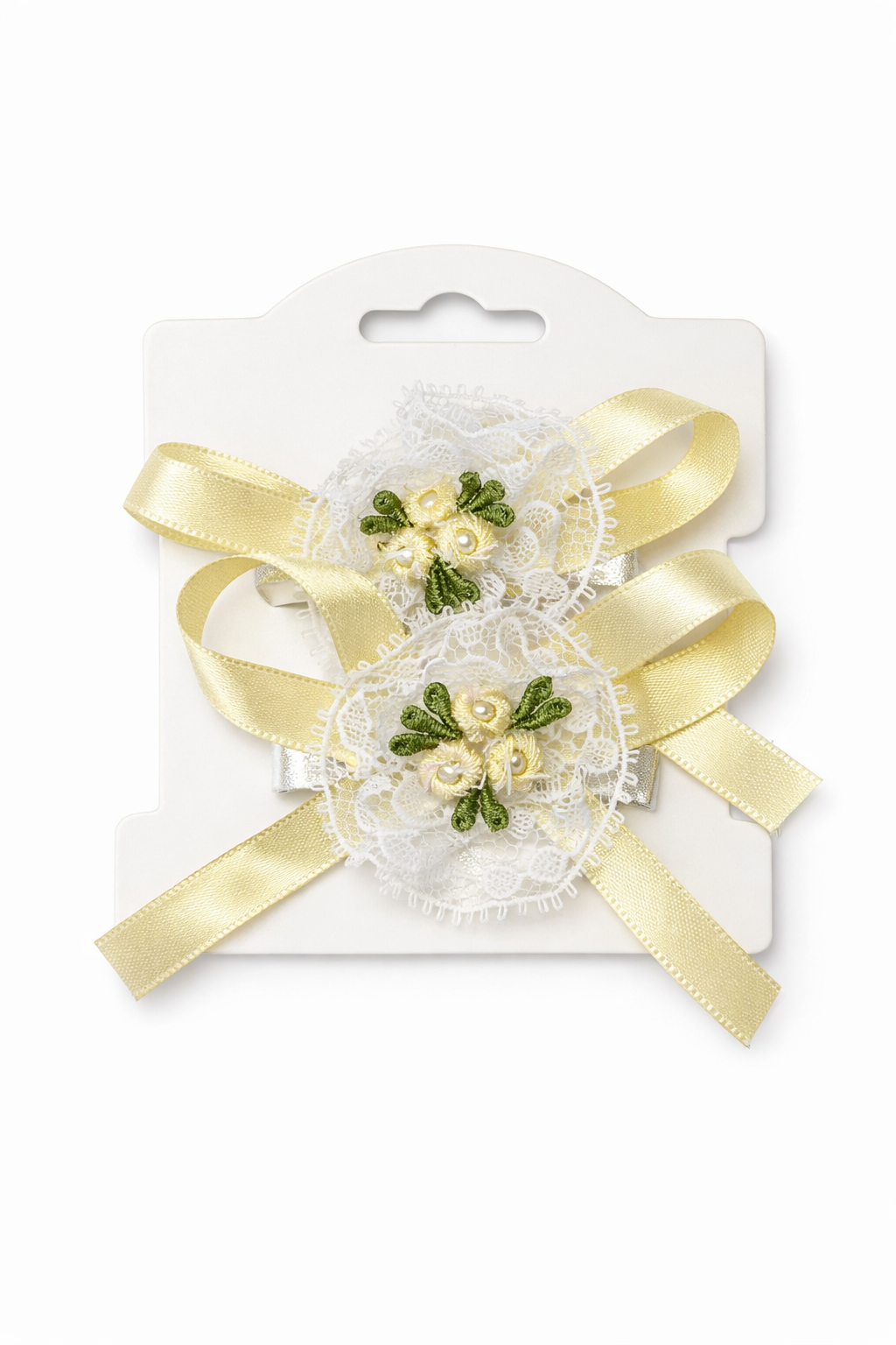 Vintage lace bow clips <3