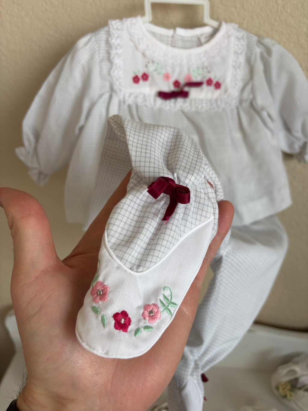 2-Piece Grey Outfit 6m