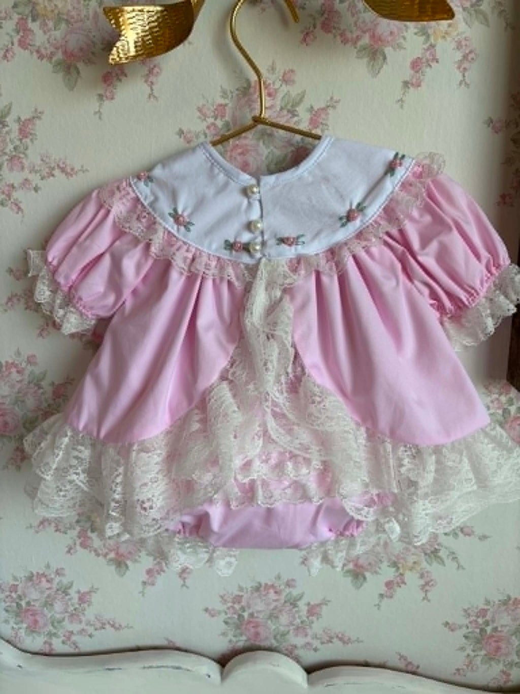 Pretty In Pink: Swing Back Diaper Set